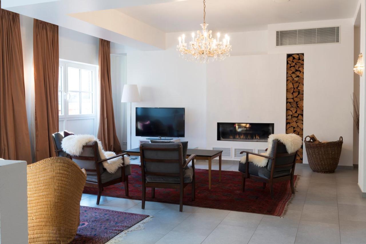 Hotel Gasthof Zum Storch Schlüsselfeld Екстериор снимка